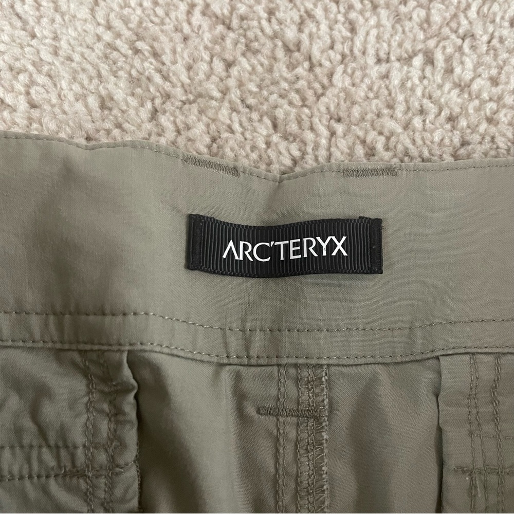 Arcteryx Men's Gray Pants